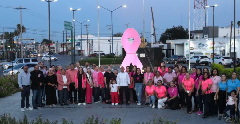 ENCABEZÓ EL BIOL RAMIRO CORTEZ BARRERA EL ENCENDIDO DEL LISTÓN ROSA